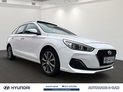 Hyundai i30 Kombi 1.6 CRDi 136PS STYLE Panoramadach, Navigationspaket