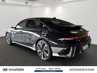 Hyundai IONIQ 6 77,4kWh Batt. UNIQ-Paket digitale Außenspiegel Glasschiebedach