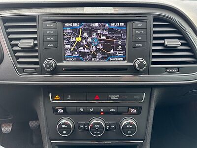 SEAT Leon FR 1.4 TSI 16V Schaltgetriebe Navi Comfort-Paket LED